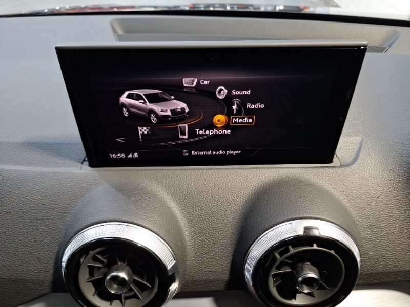 Audi Q2 35 Tfsi S Line S Tronic 2023 White #9