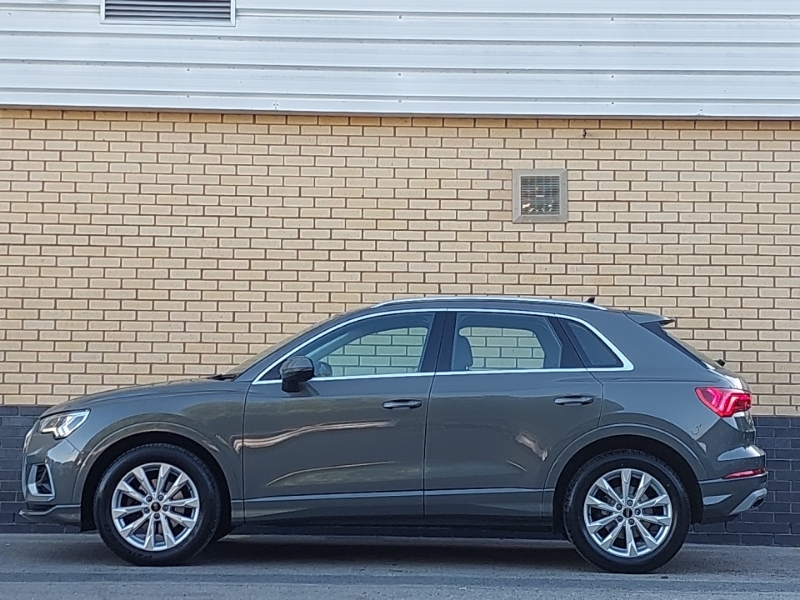 Audi Q3 35 Tfsi Sport S Tronic Grey #4