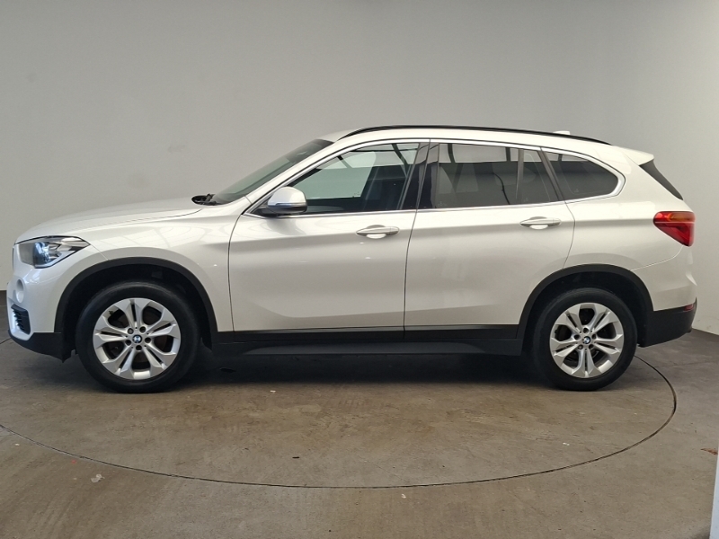 BMW X1 Sdrive 18I Se White #4