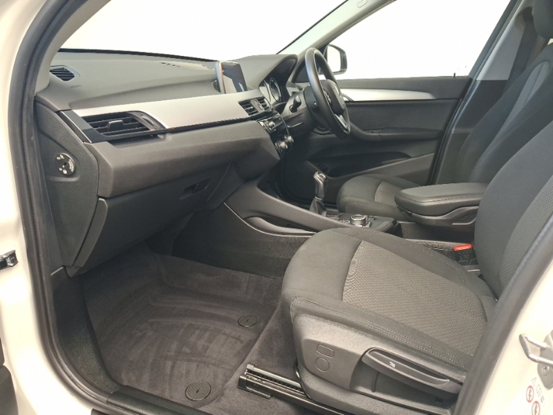 BMW X1 Sdrive 18I Se White #5
