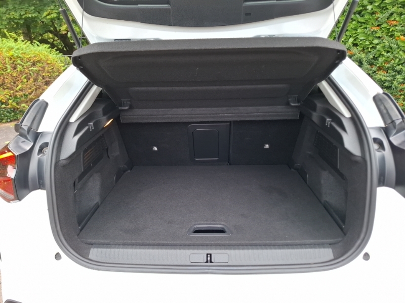Citroen e-C4 50Kwh Shine Hatchback 136 Ps Grey #18