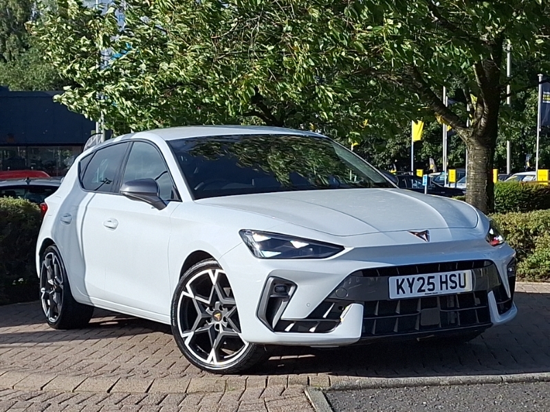 Cupra Leon 1.5 Etsi V2 Estate Hybrid Dsg White #1