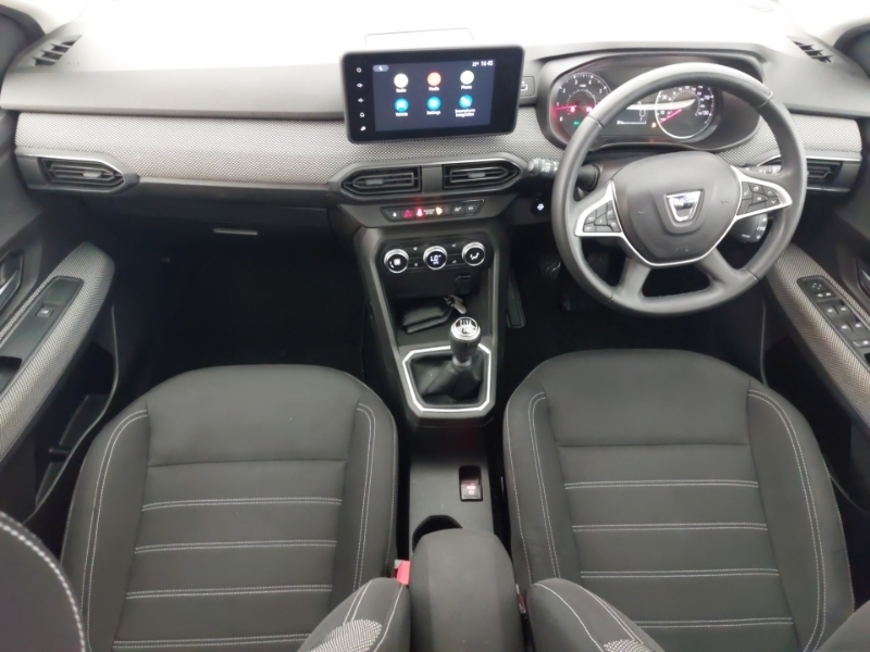 Dacia Jogger 1.0 Tce Comfort YA22MKK White #3