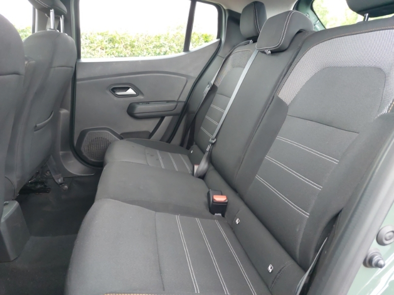 Dacia Sandero Stepway 1.0 Tce Bi-fuel Expression DY73ZGP Green #6