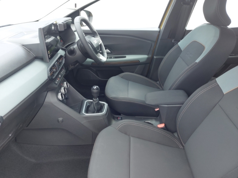 Dacia Sandero Stepway Hatchback 1.0 Tce Extreme Yellow #5