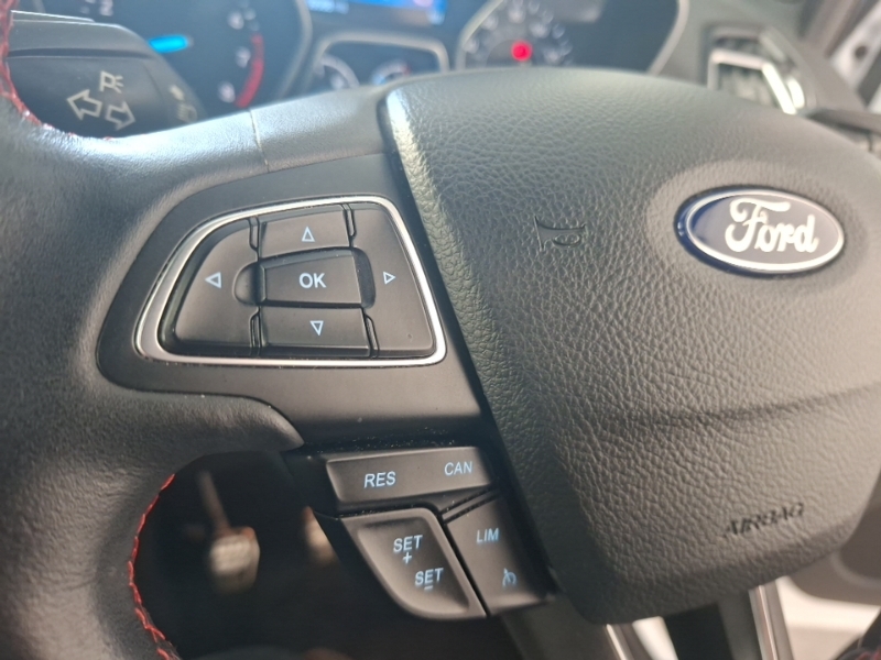 Ford Kuga 2.0 Tdci Ecoblue Zetec Awd Euro 6 Ss Red #12