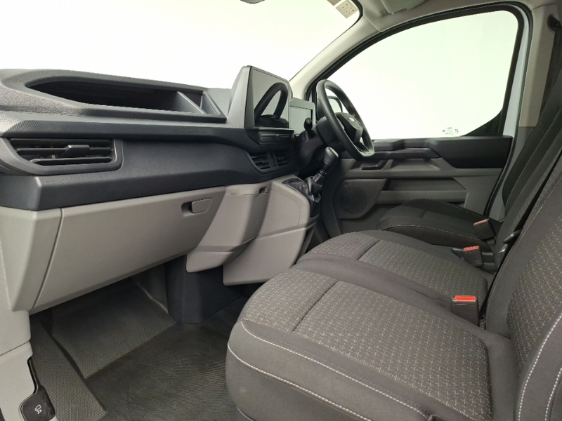 Ford Transit Custom 460 L4 H3 Trend With Nav 17 Seat 165Ps Eu6 Silver #5