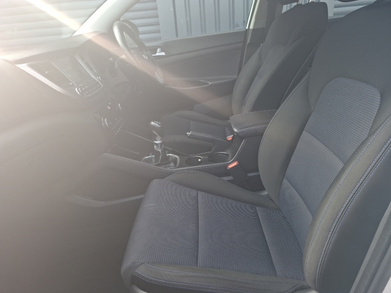 Hyundai Tucson 1.7 Crdi Blue Drive Se Nav 2Wd White #5