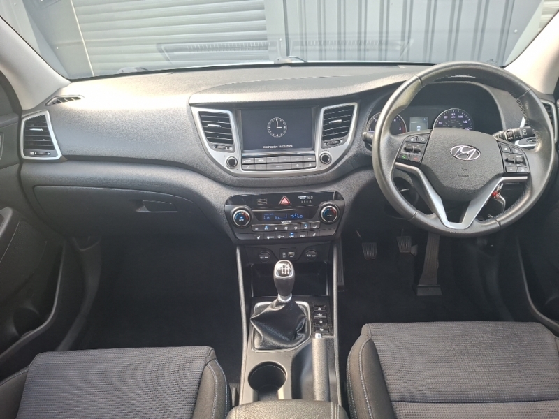 Hyundai Tucson 1.7 Crdi Blue Drive Se Nav 2Wd White #3