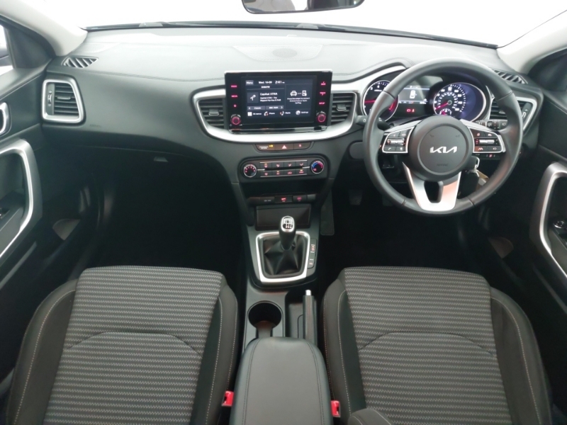 Kia Xceed 1.5T Gdi Isg 2 Black #3