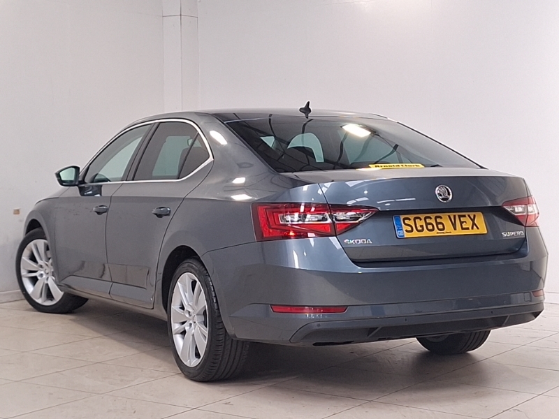 Skoda Superb 2.0 Tdi Cr Se L Executive SG66VEX Grey #2