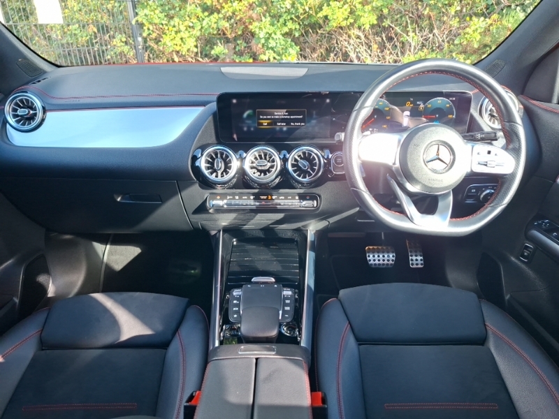 Mercedes-Benz EQA Eqa 350 4M 215Kw Amg Line Premium 66.5Kwh Red #3