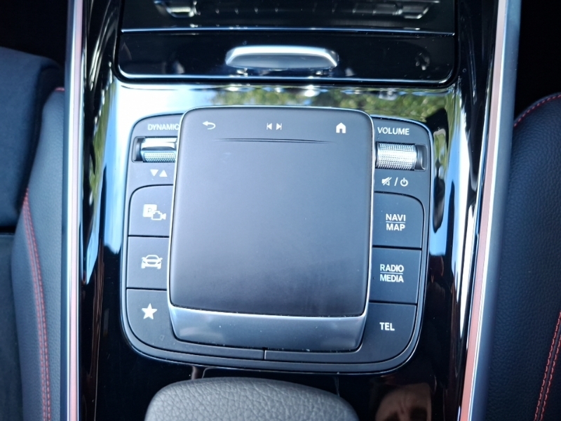 Mercedes-Benz EQA 350 66.5Kwh Amg Line 4Matic Black #17