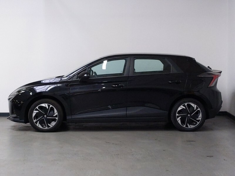 MG MG4 150Kw Se Ev Long Range 64Kwh Black #4