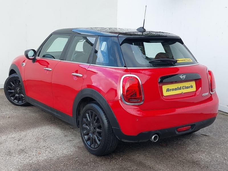 Mini Hatch 1.5 Cooper Classic II Red #2