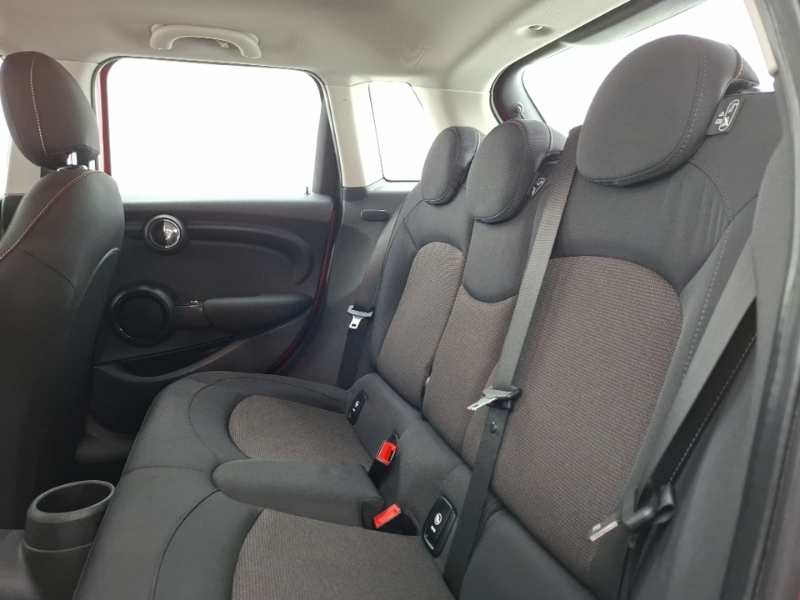 Mini Hatch 1.5 Cooper II Red #6