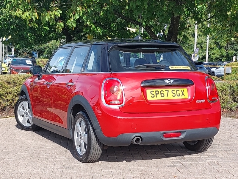Mini Hatch 1.5 Cooper Red #2