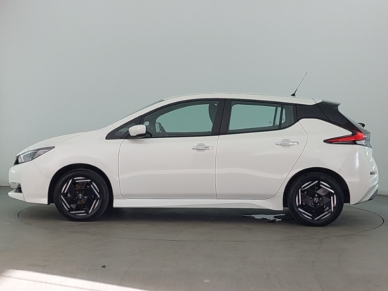 Nissan Leaf 110Kw Acenta 39Kwh White #4