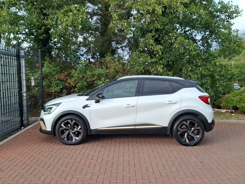 Renault Captur 1.6 E-tech Plug-in Hybrid 160 Engineered White #4