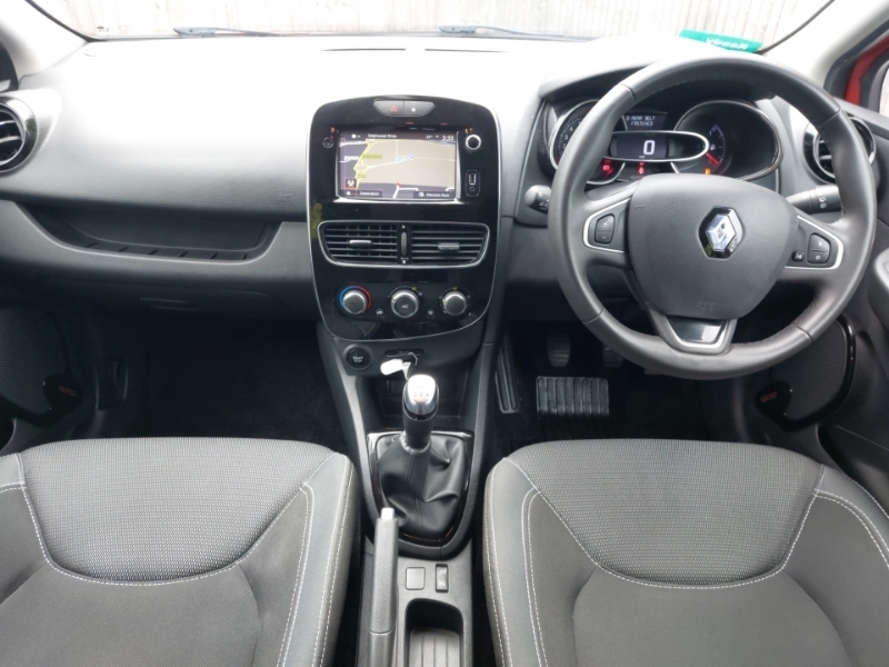 Renault Clio 1.2 16V Dynamique Nav Red #3