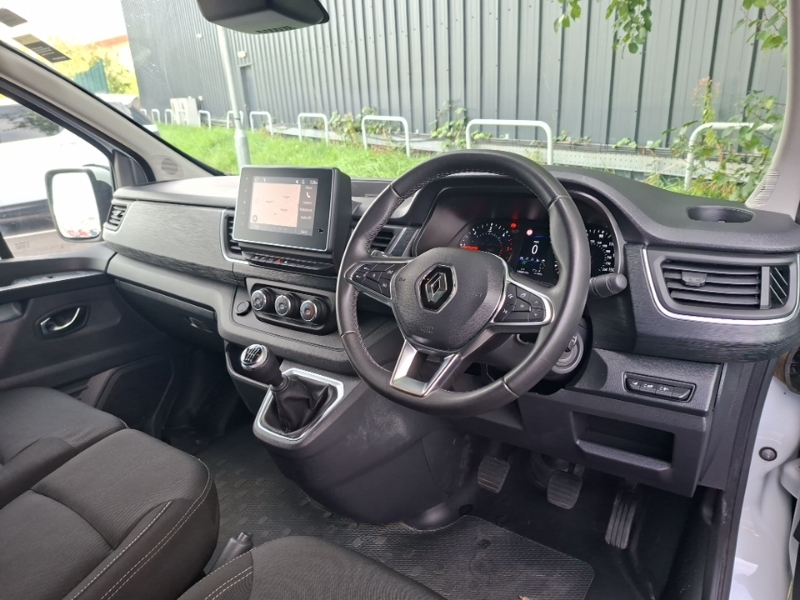 Renault Trafic Ll30 Blue Dci 130 Extra Safety Van White #3