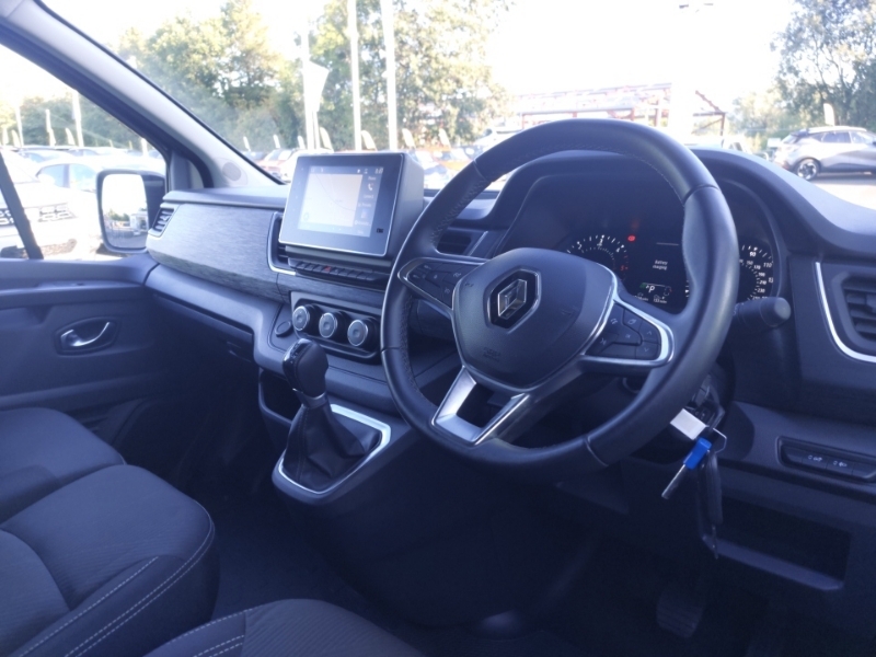 Renault Trafic Sl30 Blue Dci 150 Extra Van Edc Black #3