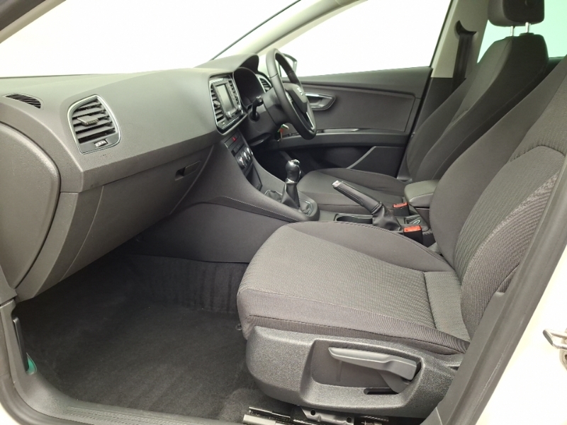 Seat Leon 1.4 Tsi Se Technology Pack White #5