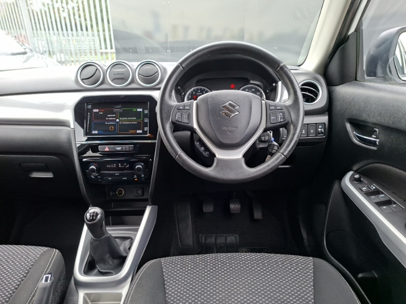 Suzuki Vitara 1.0 Sz-t Boosterjet 111 Bhp White #8