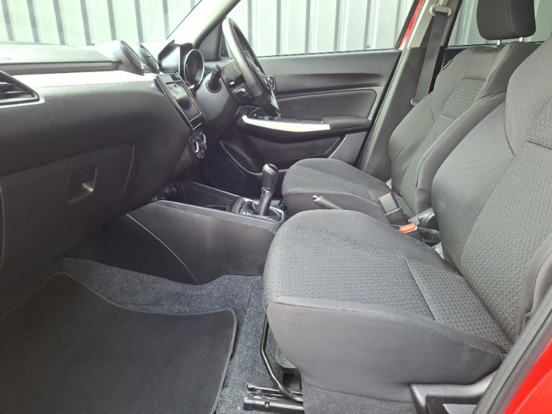 Suzuki Swift 1.2 Dualjet 83 12V Hybrid Sz-l Red #5