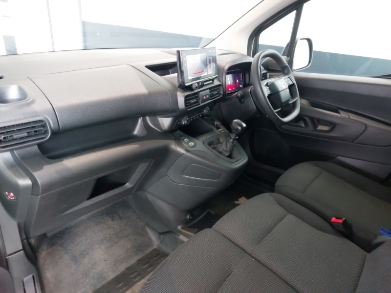 Vauxhall Combo 1.5 Turbo D 130Ps Pro H1 Van White #5