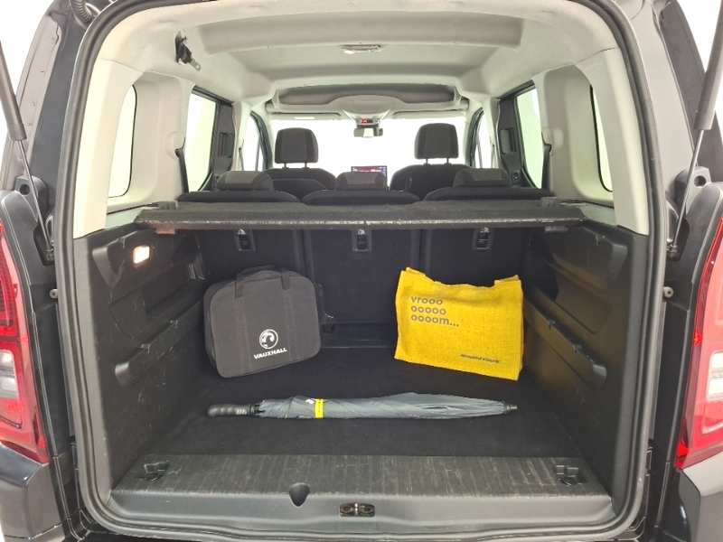 Vauxhall Combo-e Life Life Estat 100Kw Desi Black #18