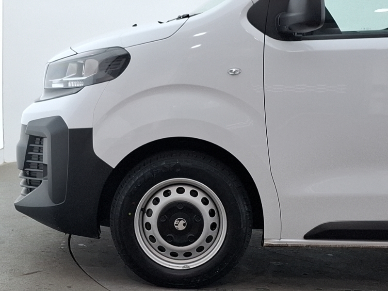 Vauxhall Vivaro 1.5 Turbo D 120 Pro H1 Van White #19