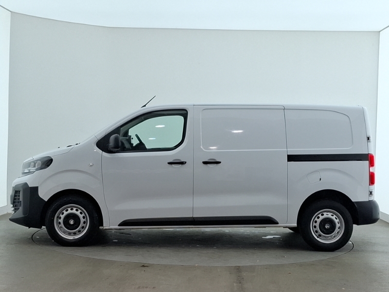Vauxhall Vivaro 1.5 Turbo D 120 Prime H1 Van White #4