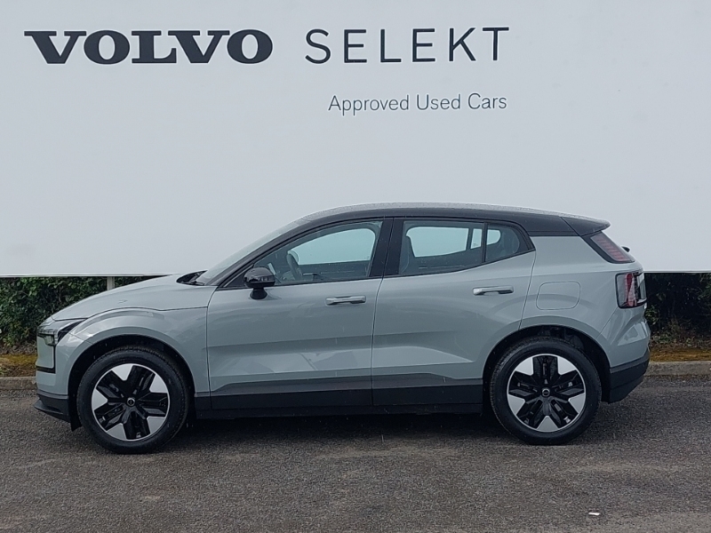 Volvo EX30 200Kw Single Motor Plus 51Kwh Black #4