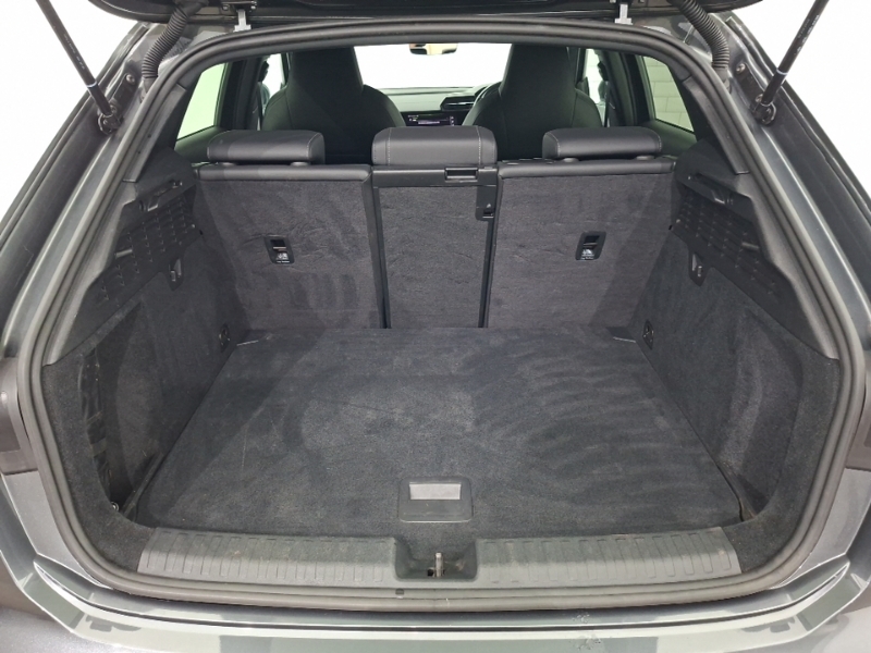 Audi A3 40 Tfsi E S Line S Tronic Comfortsound Black #18
