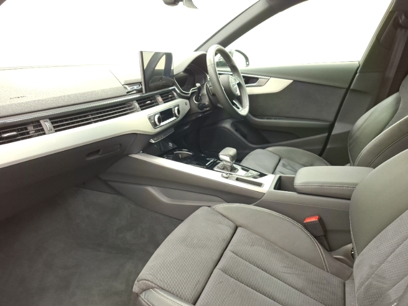 Audi A4 40 Tfsi 204 S Line S Tronic Black #5