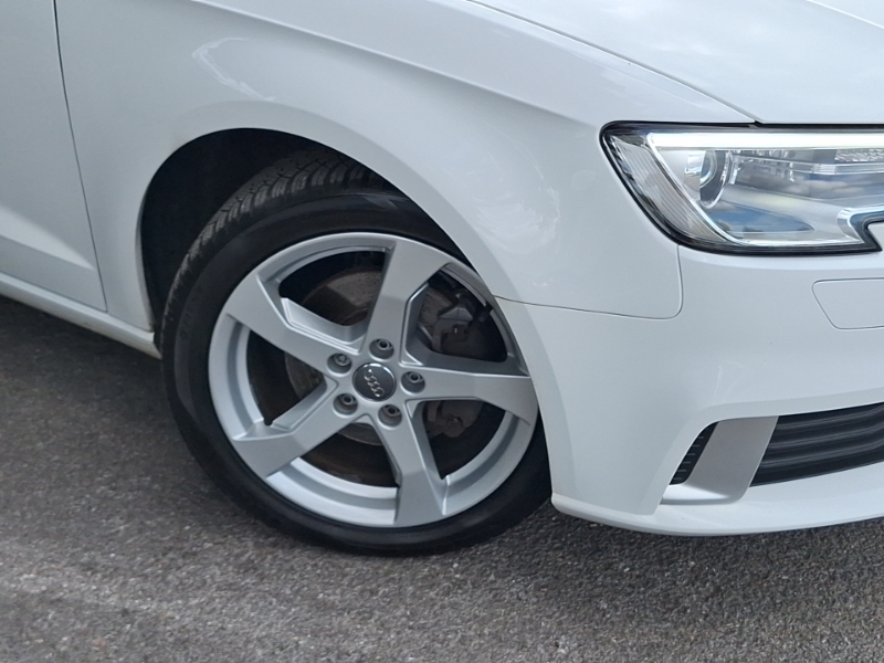 Audi A3 1.4 Tfsi E-tron Sportback Plug-in Hybri Blue #20