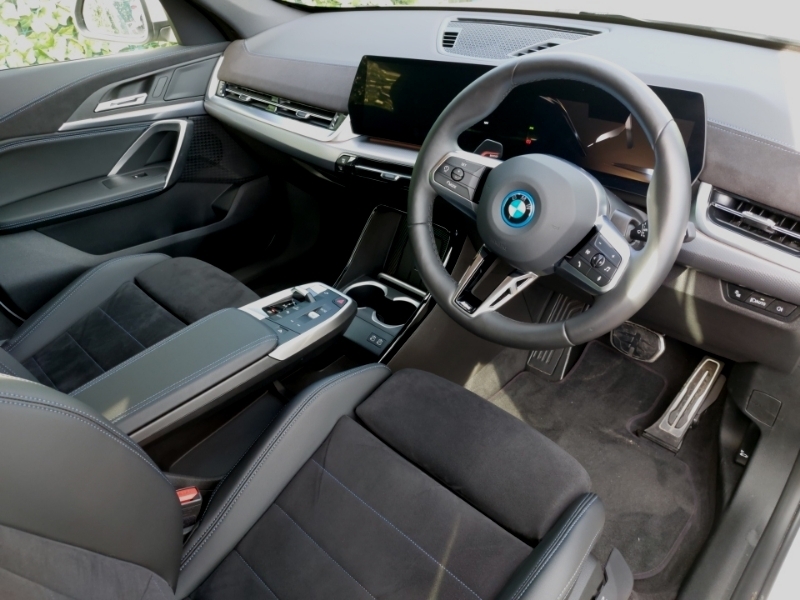 BMW iX1 230Kw Xdrive30 M Sport 65Kwh White #6