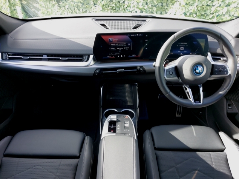 BMW iX2 230Kw Xdrive30 Shadow Edition 65Kwh Grey #4