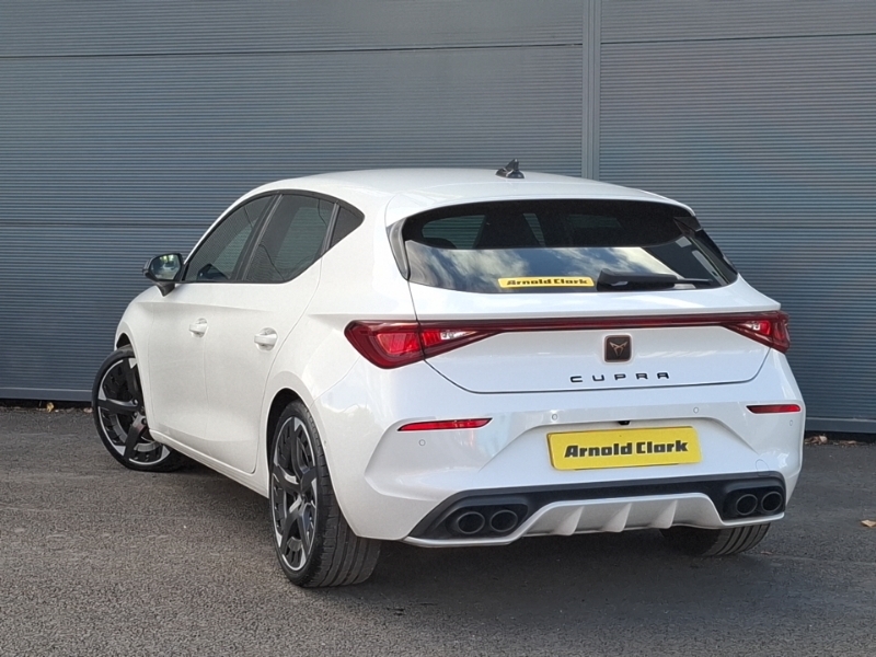 Cupra Leon 2.0 Tsi 300 Vz3 Dsg White #2