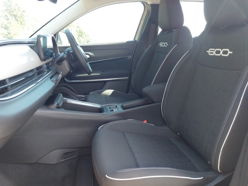 Fiat 600 1.2 Hybrid 48V Edct-6 Beige #5