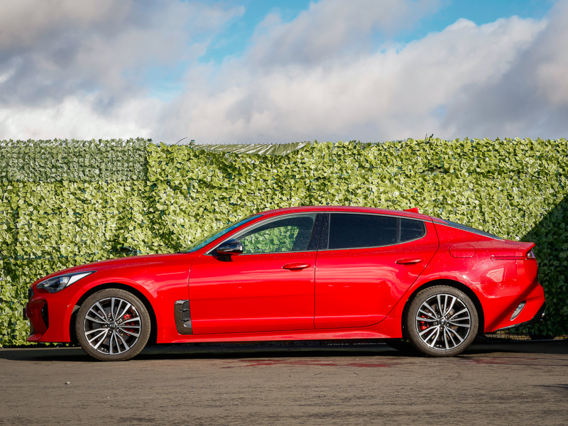 Kia Stinger 2.0 T-gdi Gt-line Red #4