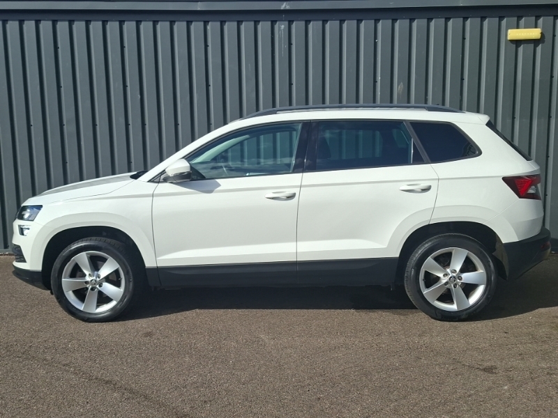 Skoda Karoq 1.0 Tsi Se White #4