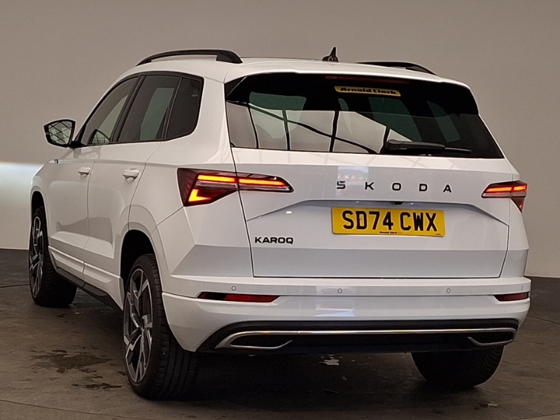 Skoda Karoq 1.5 Tsi Sportline Dsg White #2