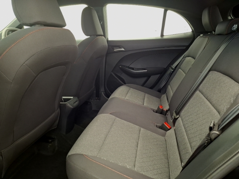 MG MG3 1.5 Se Black #6