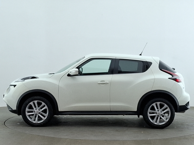 Nissan Juke 1.6 N-connecta Xtronic White #4