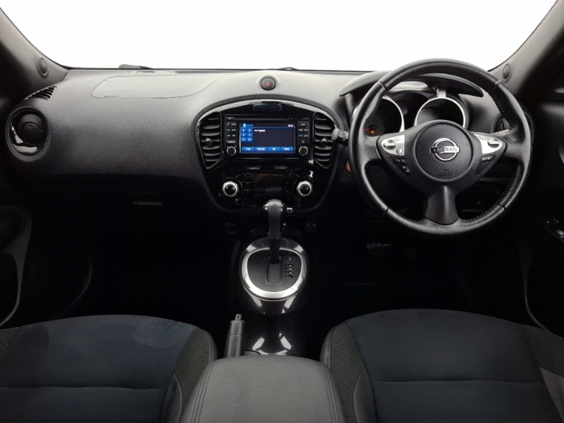 Nissan Juke 1.6 N-connecta Xtronic White #3