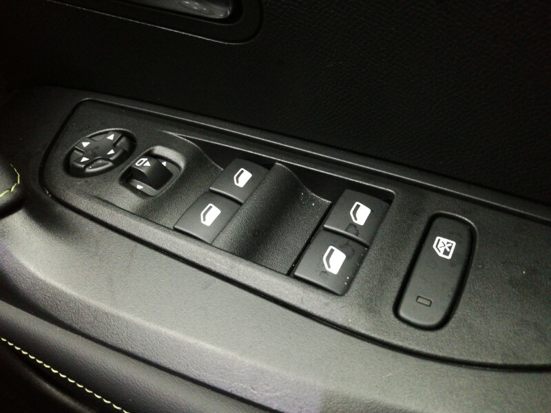 Peugeot e-2008 2025 25 50Kwh  #16
