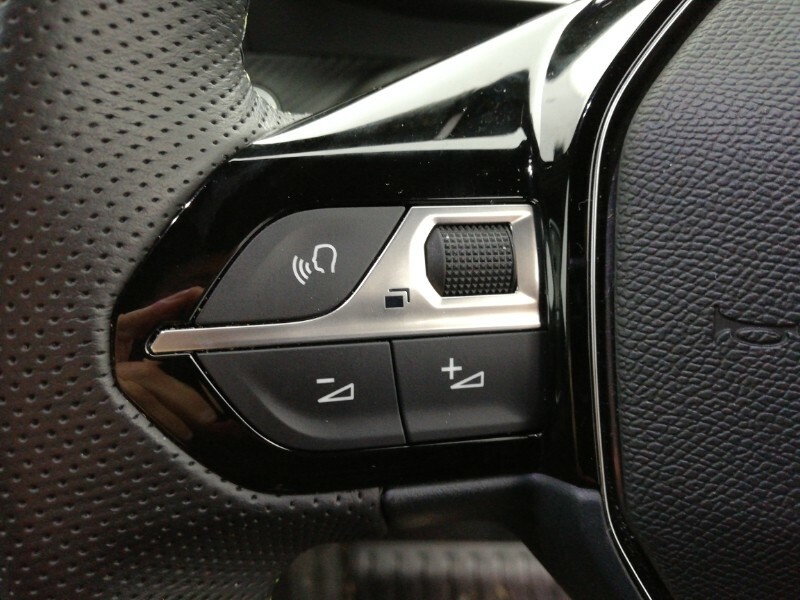 Peugeot e-2008 2025 25 50Kwh  #13