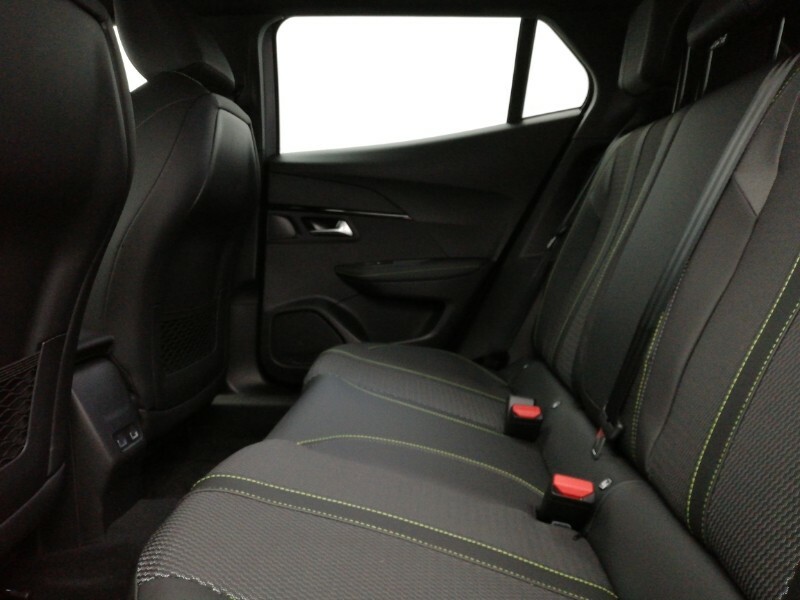 Peugeot e-2008 115Kw Gt 54Kwh Grey #6